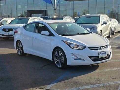 Used 2016 Hyundai Elantra Sport image 4
