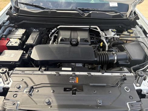 Used 2023 Chevrolet Colorado Z71 w/ Z71 Convenience Package 2 image 33