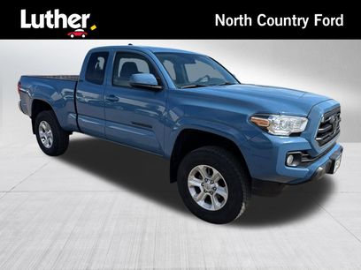Used 2019 Toyota Tacoma SR5 w/ Four Season Floor Mat Package