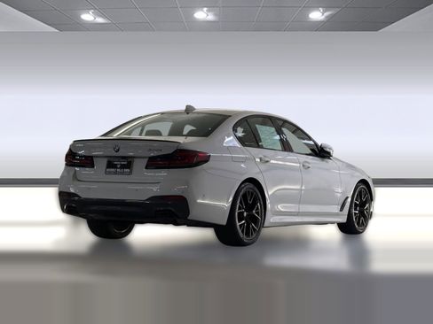 Used 2023 BMW 530i w/ M Sport Package image 9