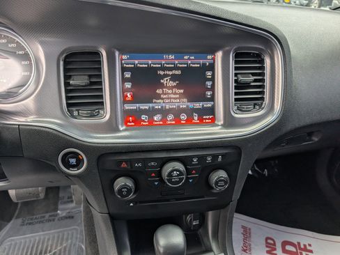 Used 2014 Dodge Charger SRT8 Super Bee w/ Satin Vapor Edition image 19