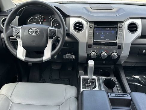 Used 2015 Toyota Tundra SR5 w/ SR5 Upgrade Package RWD image 12
