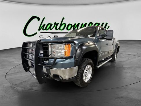 Used 2009 GMC Sierra 2500 SLT w/ SLT Convenience Package AWD/4WD image 1