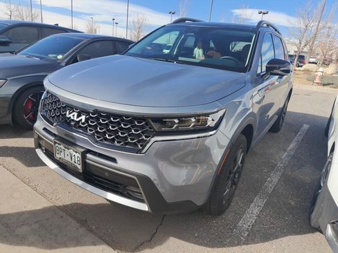 Used 2023 Kia Sorento SX Prestige image 1