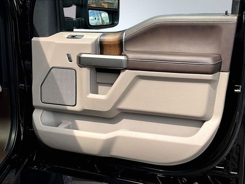 Used 2019 Ford F450 Limited AWD/4WD image 32