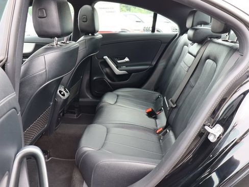 Used 2025 Mercedes-Benz CLA 250 4MATIC image 9