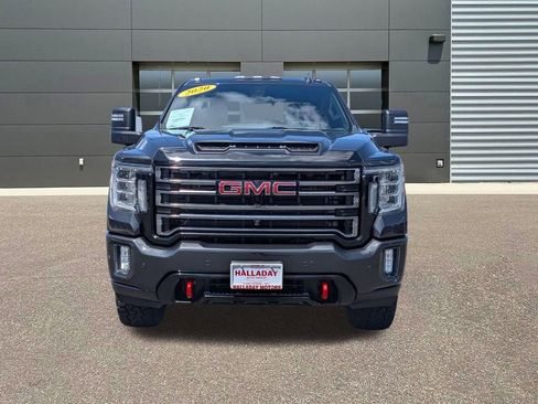 Used 2020 GMC Sierra 3500 AT4 w/ AT4 Premium Package AWD/4WD image 2
