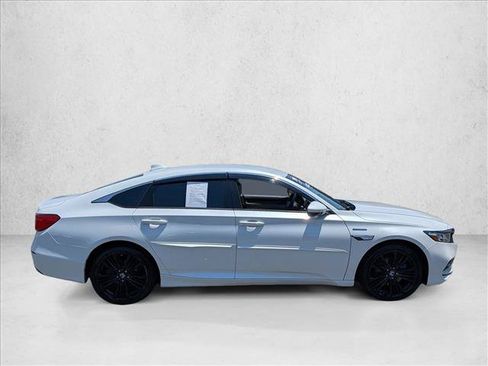 Used 2019 Honda Accord Hybrid image 4
