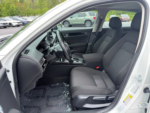Used 2024 Honda Civic EX image 12