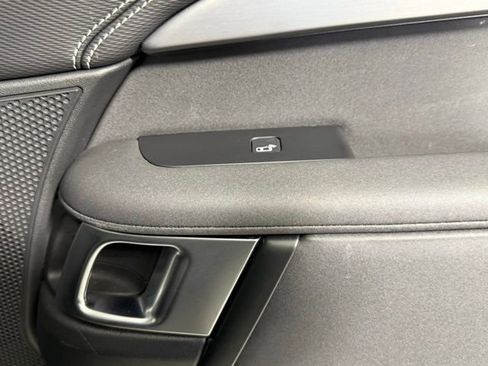 Used 2022 Land Rover Discovery HSE R-Dynamic image 28