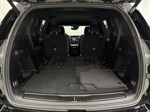 Used 2022 Jeep Grand Cherokee L Laredo image 40