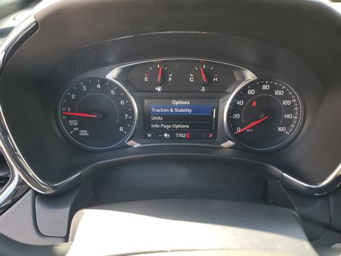 Used 2024 Chevrolet Equinox RS w/ RS Leather Package image 34