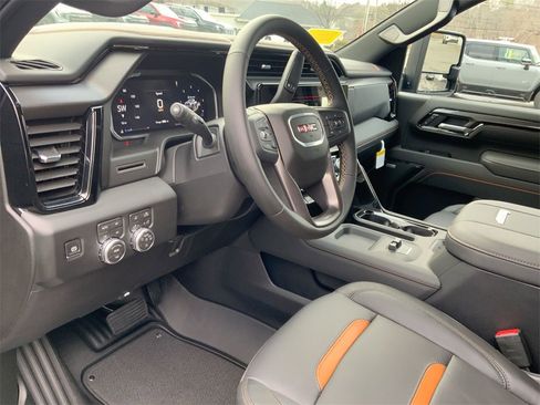 New 2026 GMC Sierra 2500 AT4 w/ AT4 Preferred Package image 10