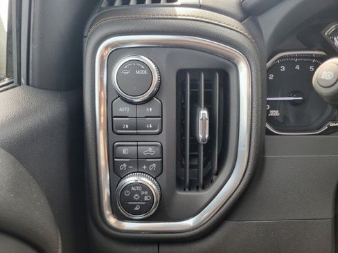 Used 2022 GMC Sierra 1500 AT4 w/ AT4 Premium Package AWD/4WD image 21