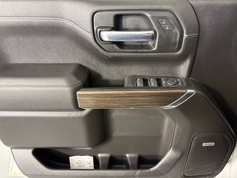 Used 2021 Chevrolet Silverado 1500 LT Trail Boss w/ Convenience Package II image 27