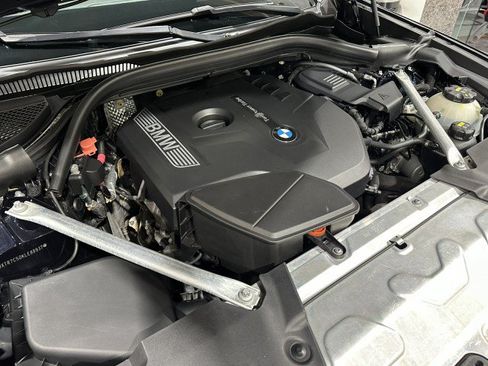 Used 2019 BMW X3 sDrive30i w/ M Sport Package RWD image 9