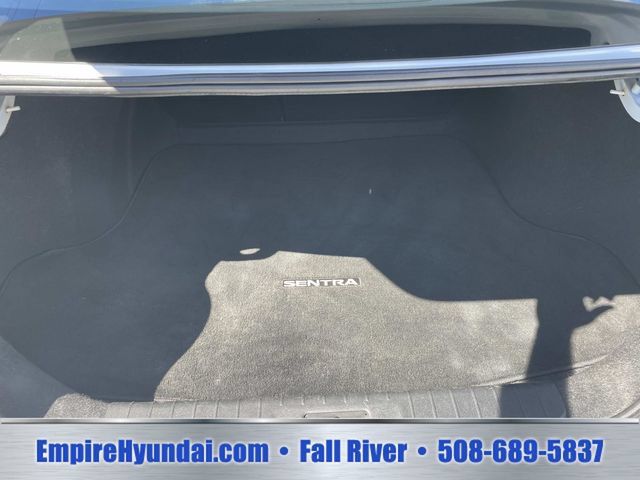 Used 2024 Nissan Sentra SV FWD image 7