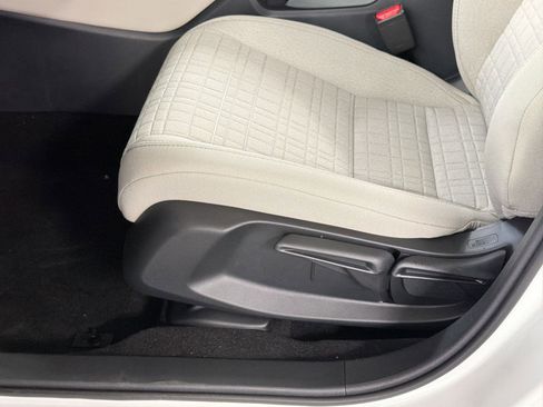 New 2027 Honda HR-V LX image 14