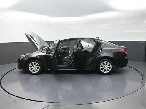 Certified 2021 Toyota Corolla LE FWD image 42