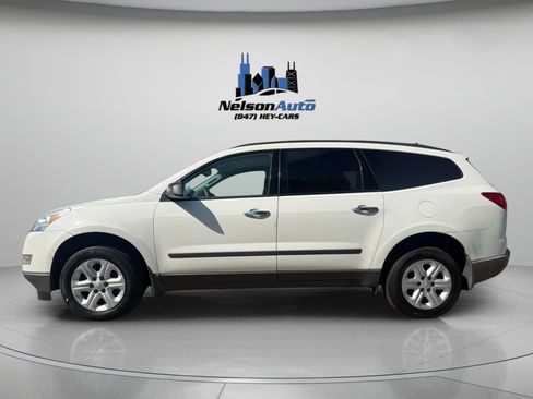 Used 2012 Chevrolet Traverse LS FWD image 7