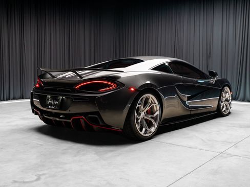 Used 2017 McLaren 570S Coupe RWD image 42