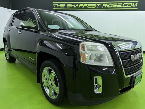 Used 2013 GMC Terrain SLT w/ Chrome and Technology Package FWD image 2