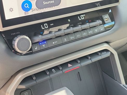 New 2026 Toyota Tundra Limited AWD/4WD image 25