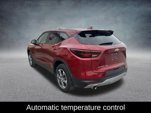 Used 2025 Chevrolet Blazer LT image 6