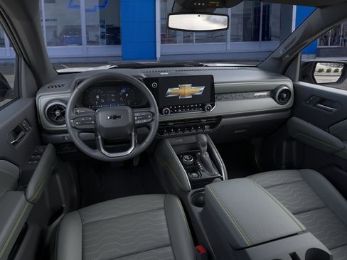 New 2026 Chevrolet Colorado ZR2 w/ Technology Package image 17