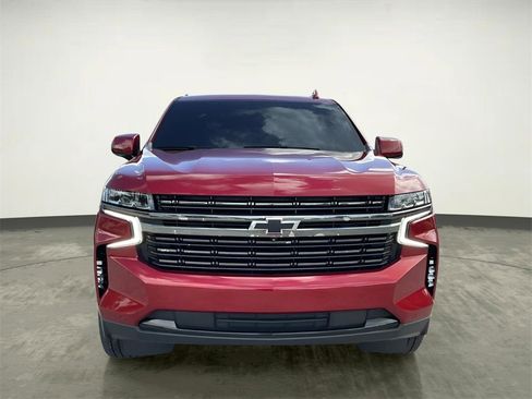 Used 2022 Chevrolet Suburban RST w/ Luxury Package image 12