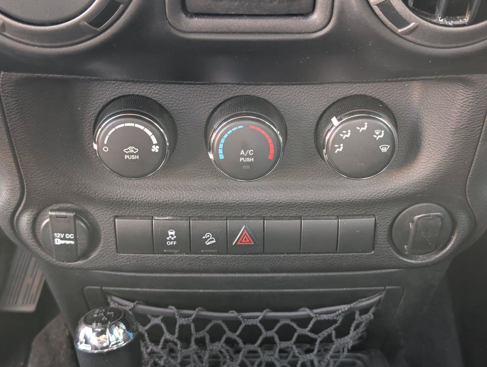 Used 2017 Jeep Wrangler Unlimited Sport w/ Max Tow Package AWD/4WD image 19