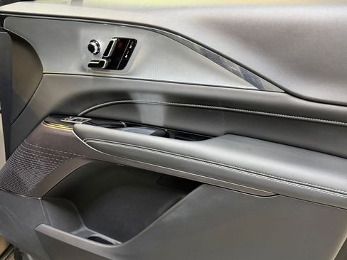 Certified 2024 Cadillac Lyriq Tech RWD image 46