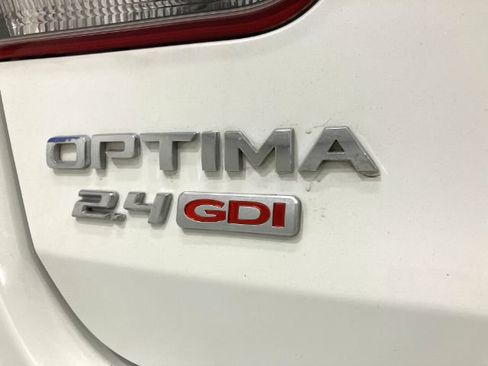 Used 2018 Kia Optima S w/ Panoramic Sunroof Package FWD image 22