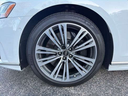 Used 2021 Audi A8 L 4.0T image 8