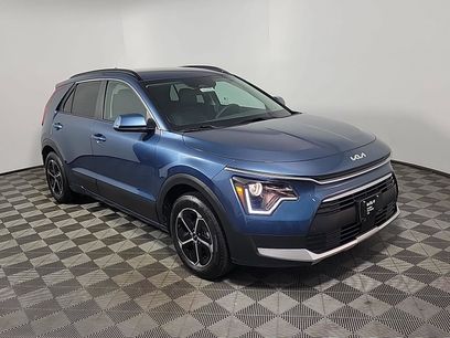 Used 2025 Kia Niro EX