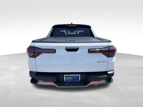 Used 2025 Hyundai Santa Cruz Limited AWD/4WD image 6