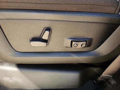 Used 2024 RAM 3500 Big Horn w/ Night Edition image 13