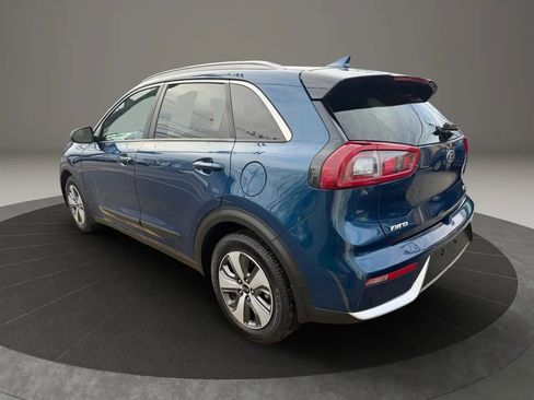 Used 2019 Kia Niro LX image 7