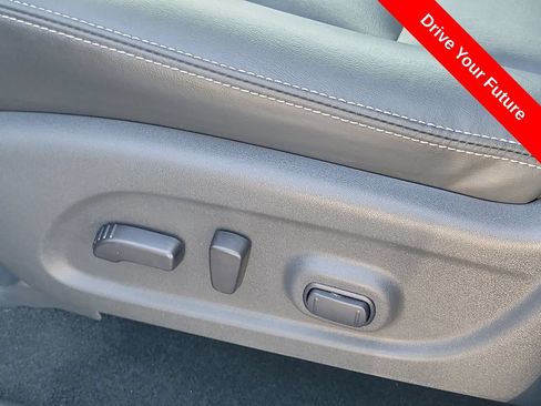 Used 2023 Nissan Murano SV w/ SV Midnight Edition Package FWD image 18