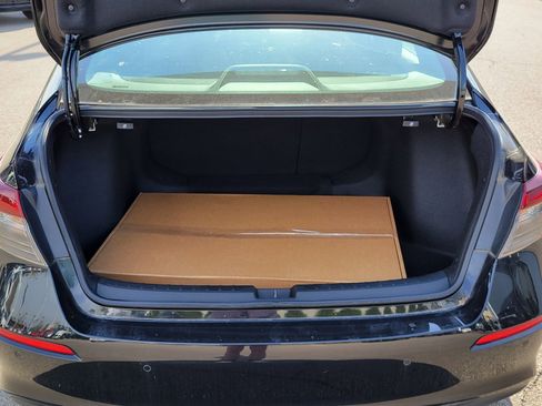 Used 2025 Honda Civic Sport Touring image 8