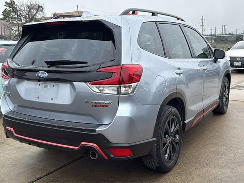 Used 2023 Subaru Forester Sport image 5