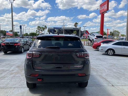 Used 2019 Jeep Compass Trailhawk AWD/4WD image 5