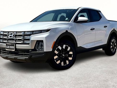 New 2025 Hyundai Santa Cruz SE image 2