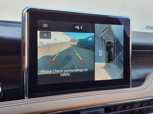 Used 2022 Lincoln Corsair Reserve w/ Equipment Group 201A image 11