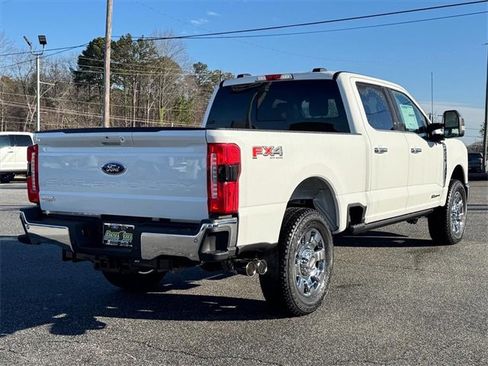 Used 2025 Ford F250 Lariat w/ Lariat Ultimate Package image 3