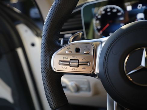 Used 2023 Mercedes-Benz GLE 53 AMG 4MATIC image 22