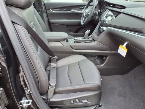 New 2025 Cadillac XT5 Premium Luxury image 23
