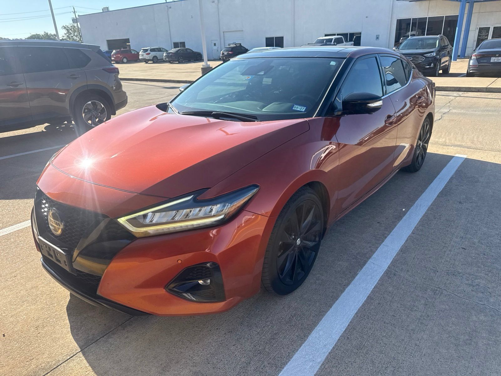Certified 2022 Nissan Maxima SR w/ Sport Mat Group FWD image 3