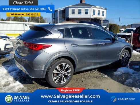 Used 2017 INFINITI QX30 AWD image 4