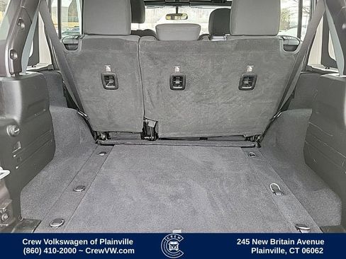 Used 2018 Jeep Wrangler Unlimited Sport S image 49